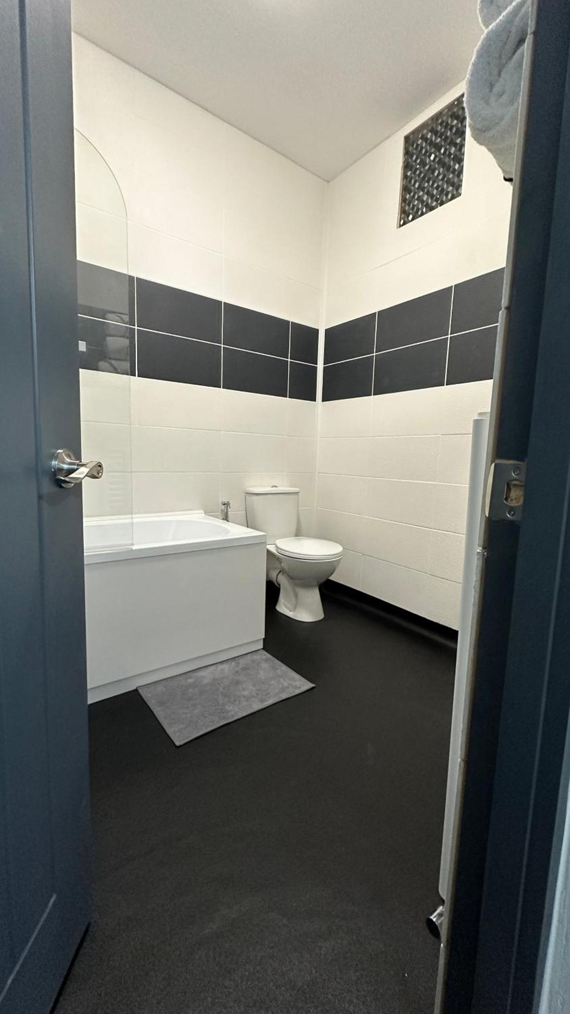 Modern 2 Bed Near Turf Moor Football Stadium, Parks, Canal And Lake Burnley Extérieur photo